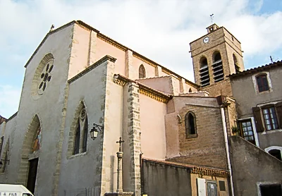 Église Saint-Pierre à Poussan